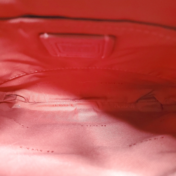 32) COACH Kitt Crossbody Cross-grain Messenger Bag - Picture 4 of 8